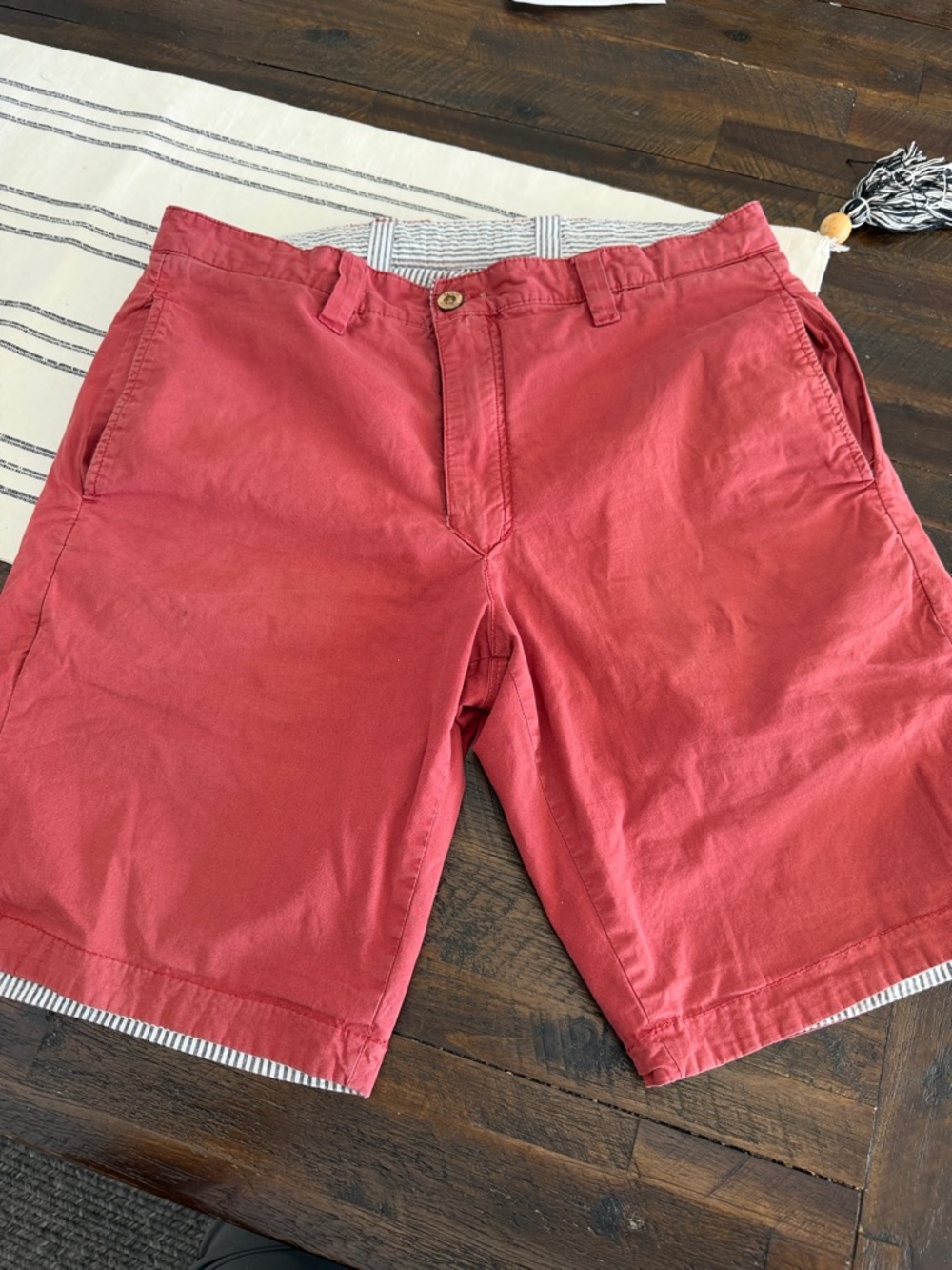 Tailor Vintage Men's reversible red Flat Front Shorts